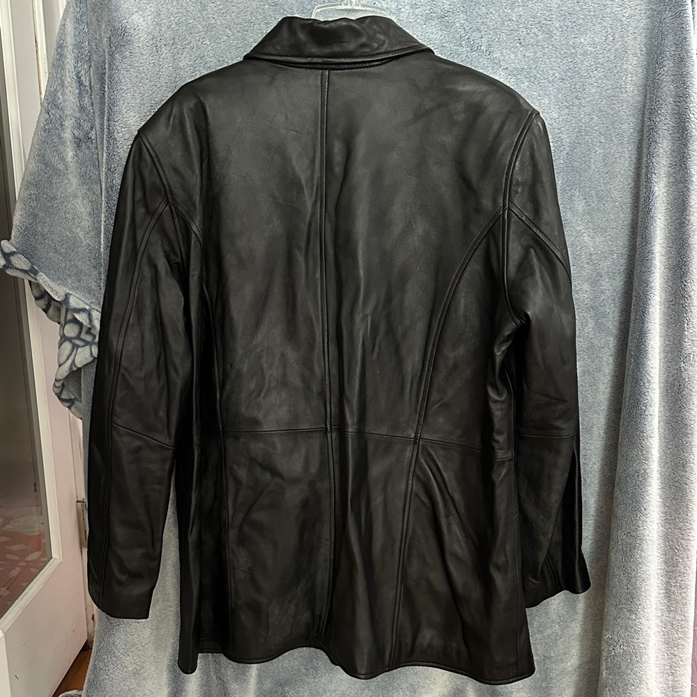 Women’s Black Lambskin Jacket - Picture 2 of 3